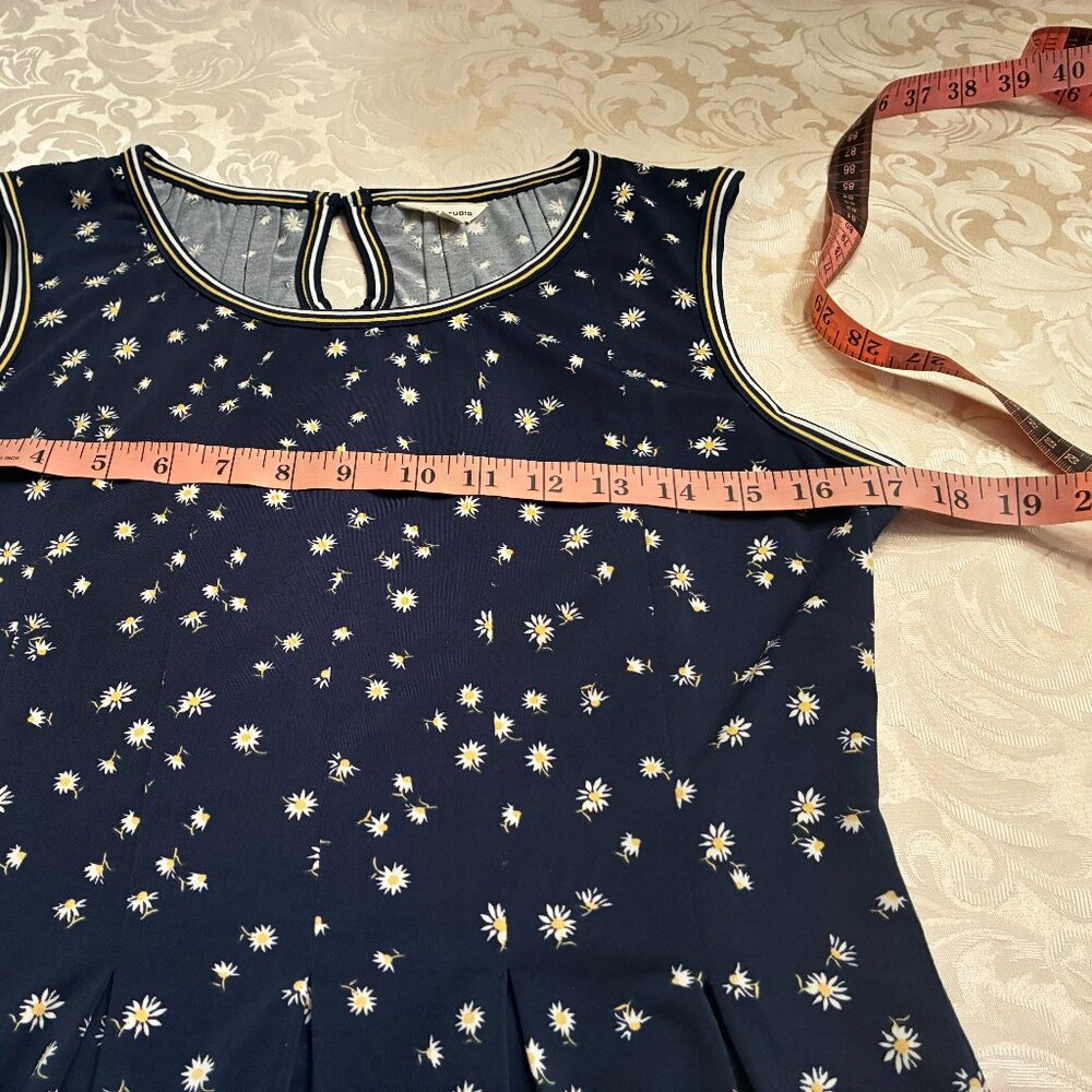 Max Studio Blue w/Border Printed Fit & Flare Dress - Size M - Picture 8 of 10